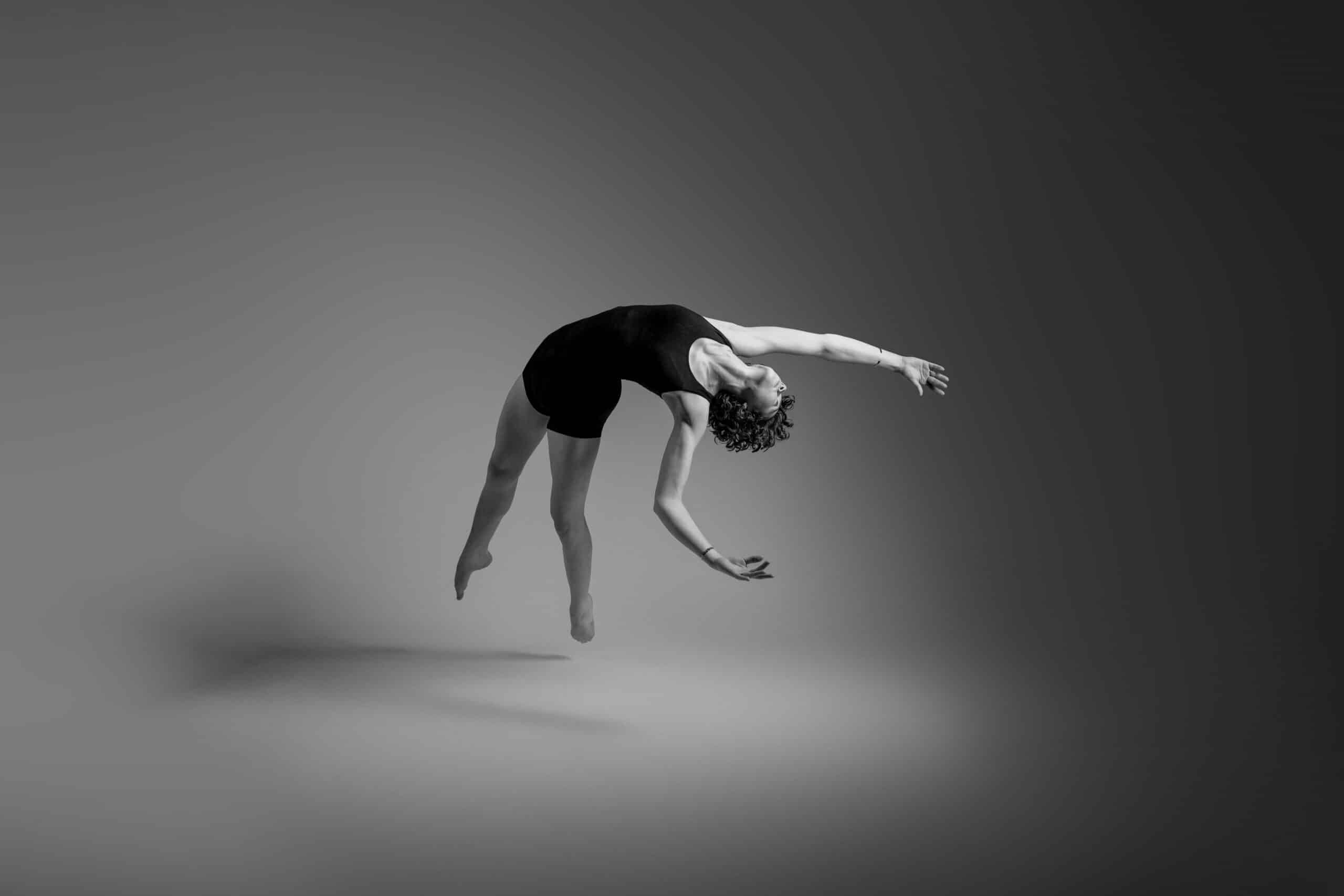 Professioneller Fotograf für Aerial Silk und Pole